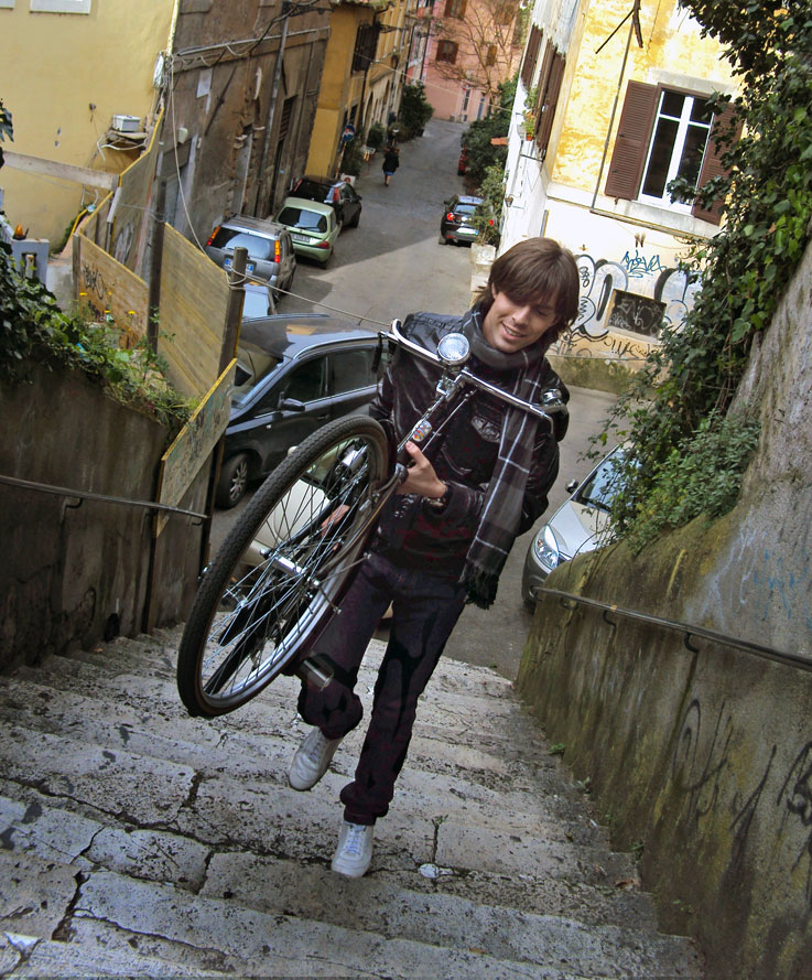 Марк Тишман устроил велопробег по Риму