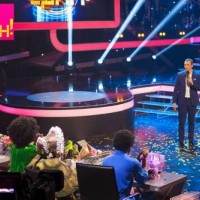 Марк Тишман в образе Эроса Рамазотти