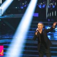 Марк Тишман в образе Эроса Рамазотти