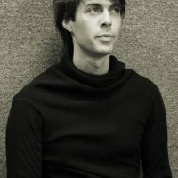 Марк Тишман в образе Влада Сташевского